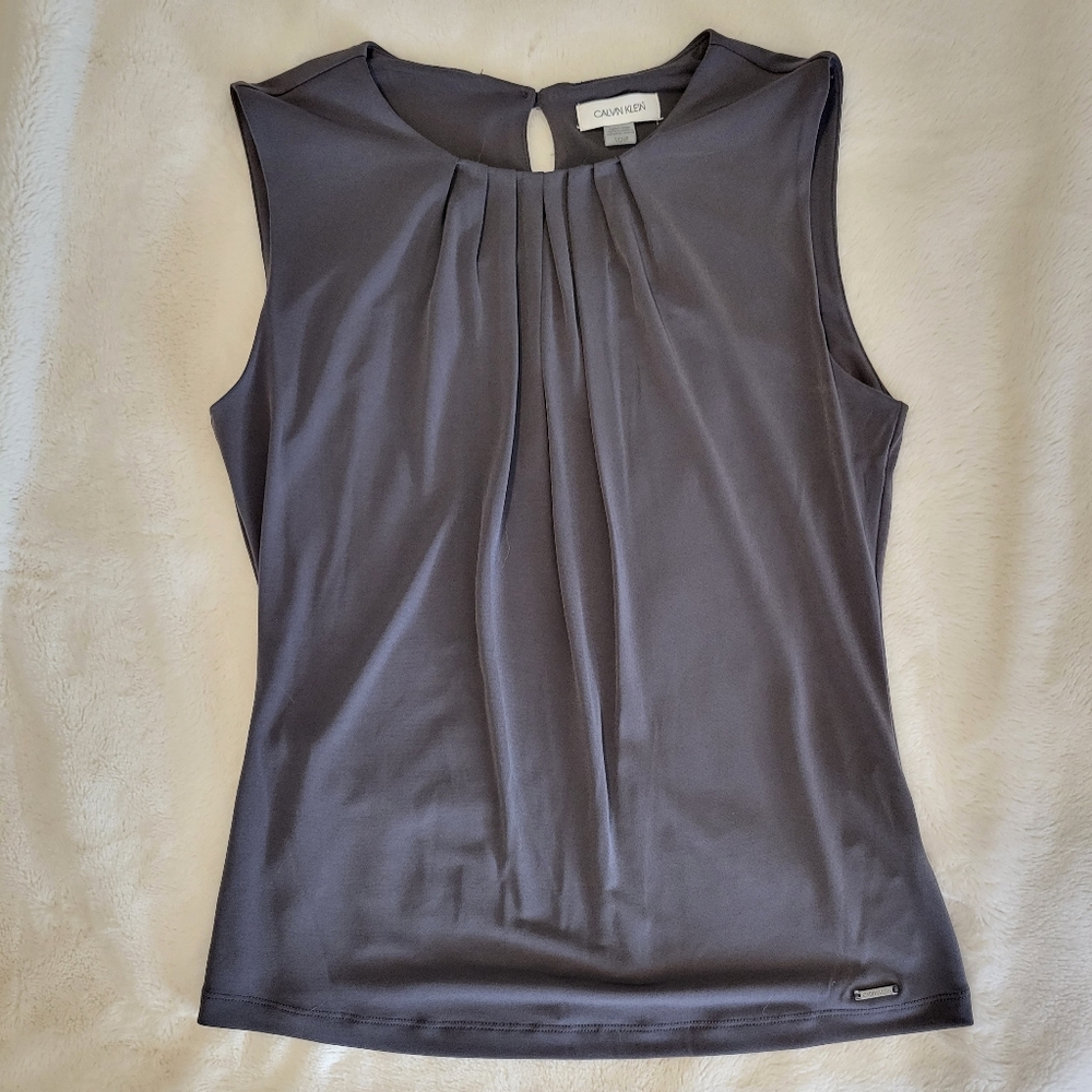 Women's Calvin Klein top